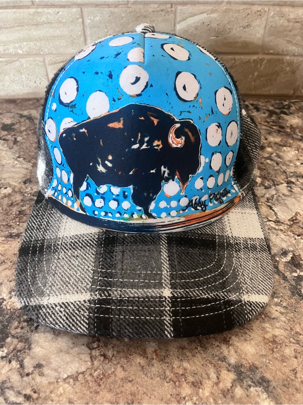 Painted Buffalo Graphic Snapback Hat - Blue & Black